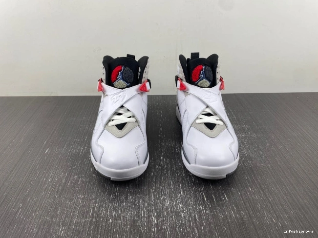 Jordan Bugs (2013) Bunny 8 305381-103 Retro Air 0721